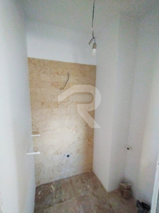 MEGA OCAZIE SE VINDE VILA IN SNAGOV-CIOFLICENI - DESCHIDERE LA LAC - 375000 Euro