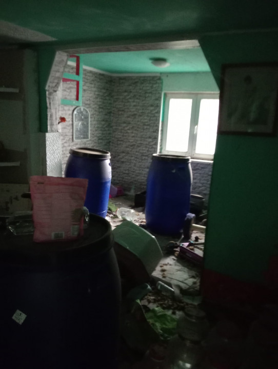 SUPER OCAZIE SE VINDE TEREN CU O CASA DEMOLABILA IN ZONA MIHALACHE