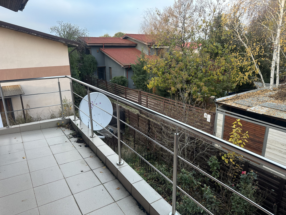 CORBEANCA, DUPLEX P+E+M, CURTE PROPRIE! 