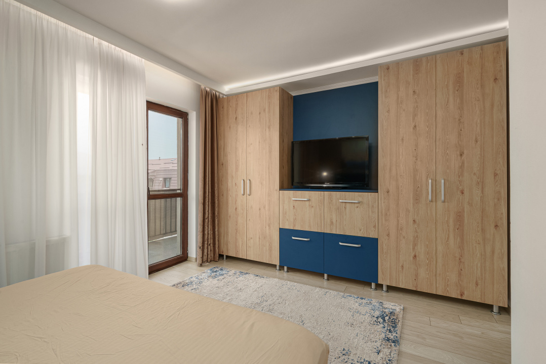 Apartament 3 camere - gata de mutat - loc de parcare