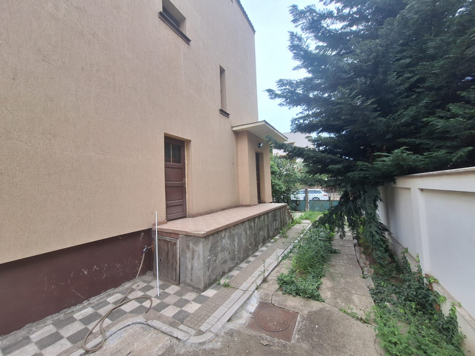 Casa Vatra Luminoasa - Maior Coravu - 200 mp teren zona linistita - oportunitate